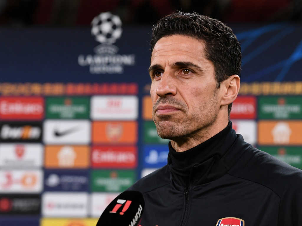 球俱乐部近 球俱乐部近